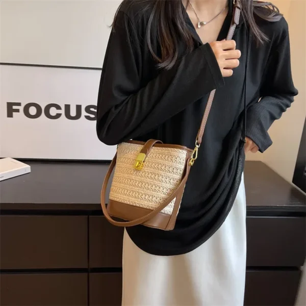 Fashionable Woven Straw Handbag Women's Crossbody Bucket Bag Soft Zipper Closure Versatile Shoulder Bag Popular Hot Sale Of The - Image 2