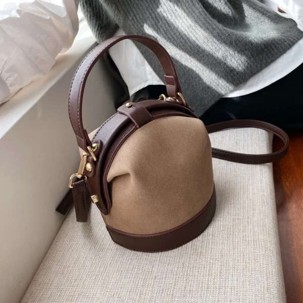 2025 New Vintage Fashion Female Tote Bucket Bag Travel Shoulder Messenger Bag Women's Handbag Purses and Handbags - Image 15