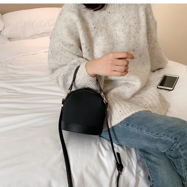 2025 New Vintage Fashion Female Tote Bucket Bag Travel Shoulder Messenger Bag Women's Handbag Purses and Handbags - Image 12