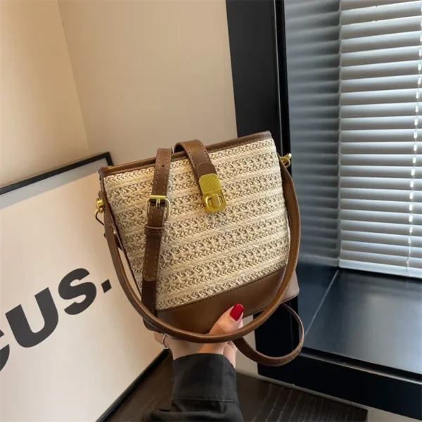 Fashionable Woven Straw Handbag Women's Crossbody Bucket Bag Soft Zipper Closure Versatile Shoulder Bag Popular Hot Sale Of The - Image 4