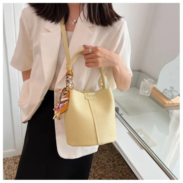 Large Capacity Bag for Women Summer New Fashion Trendy Shoulder Bag Textured Niche Crossbody Bucket Bag - Image 16