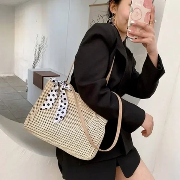 Straw Woven Large Capacity Fashionable Scarf Handbag Spring New Versatile Ins Single Shoulder Armpit Bag Tote Bag Bucket Bag - Image 4