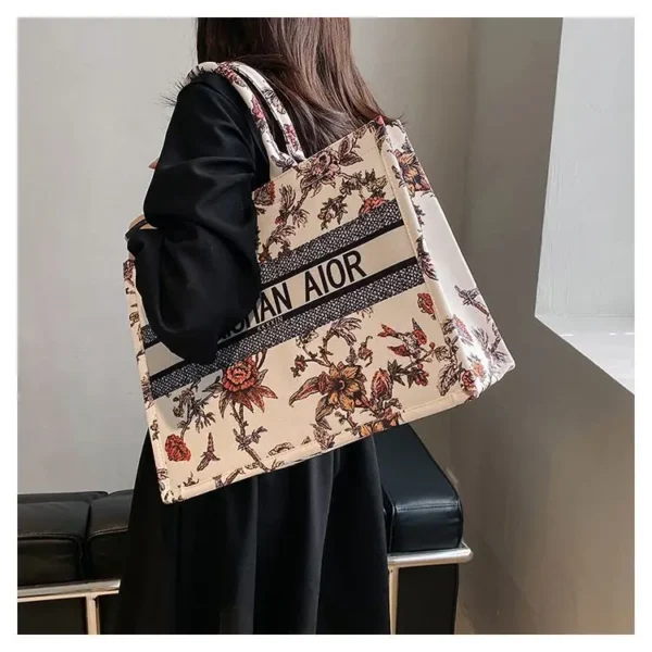 new fashion designer versatile shoulder bag Large capacity canvas handbag for women ethnic style printed travel shopping bag - Image 36