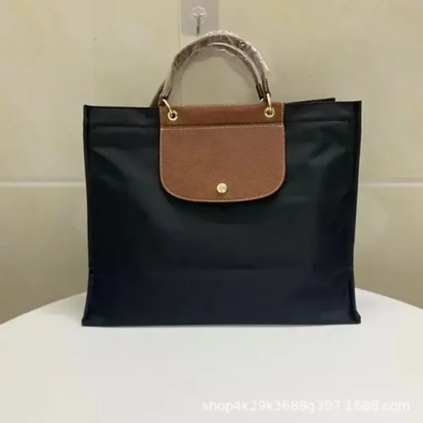 Spring New Large Capacity Nylon Shopping Bag Women's Handheld Tote Bag Fashionable Soft Structure with Internal Compartment