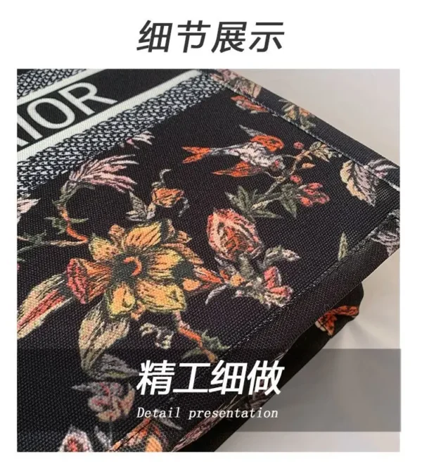 new fashion designer versatile shoulder bag Large capacity canvas handbag for women ethnic style printed travel shopping bag - Image 14