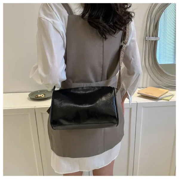 Vintage Shoulder Bag for Women Fashion Wide Strap Crossbody Bag Retro Pillow Messenger Handbag Ladies Tote Clutchs Purses Tote - Image 20